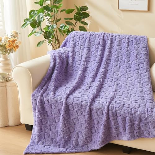 NEWCOSPLAY Super Soft King Blanket – Pink Checkered Flannel Fleece, Lightweight & Silky, All-Season Bed Throw (90"x110").