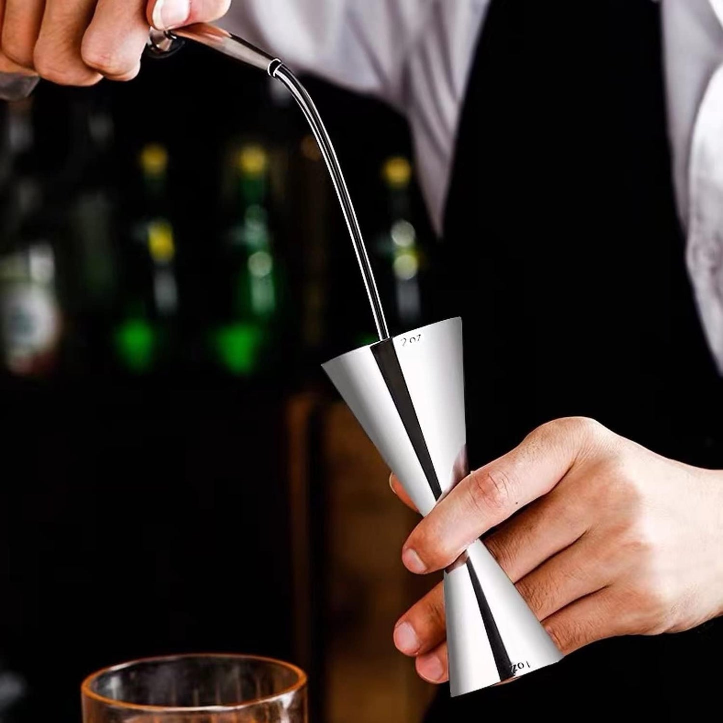 Cocktail Messbecher, 304 Messbecher aus Edelstahl, Integrierte Waage, Cocktail Jigger Dual Spirit Measure Cup, Professioneller Barkeeper, Geeignet für Bars und Wohnungen (30/60ml), Silber-