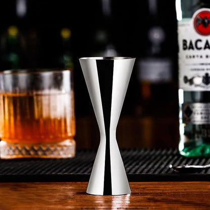 Cocktail Messbecher, 304 Messbecher aus Edelstahl, Integrierte Waage, Cocktail Jigger Dual Spirit Measure Cup, Professioneller Barkeeper, Geeignet für Bars und Wohnungen (30/60ml), Silber-