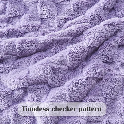 NEWCOSPLAY Super Soft King Blanket – Pink Checkered Flannel Fleece, Lightweight & Silky, All-Season Bed Throw (90"x110").