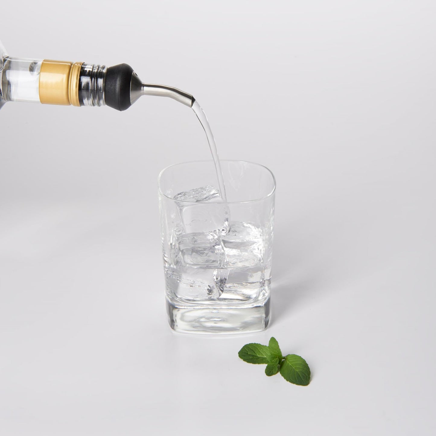 Doppelter OXO Messbecher aus Stahl