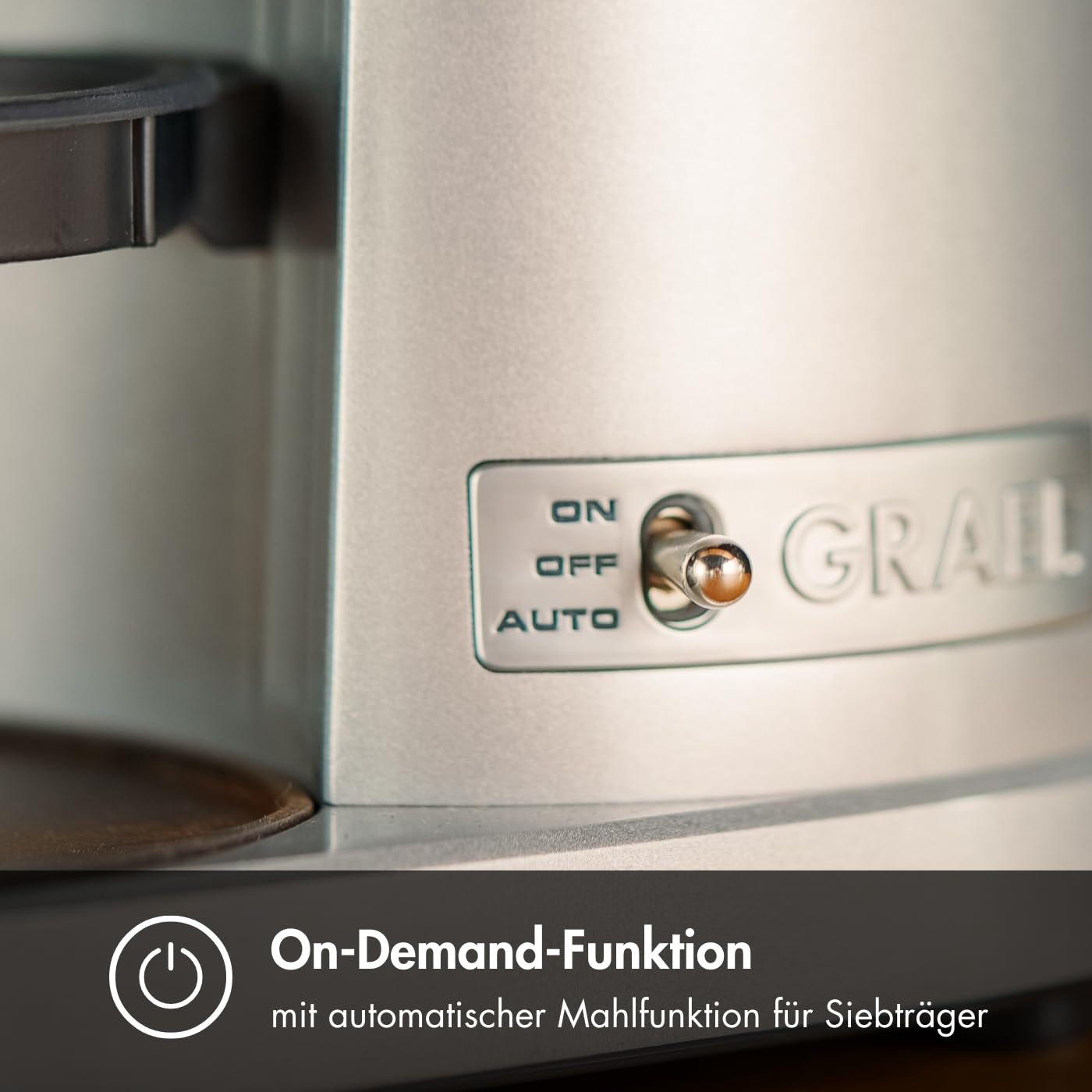 GRAEF Kaffeemühle CM800, Kegelmahlwerk aus Edelstahl, 40 Mahlgradeinstellungen, abnehmbarer 350g Kaffeebohnenbehälter, Antistatik-Einsatz, Grind on Demand Funktion, Aluminiumgehäuse silber