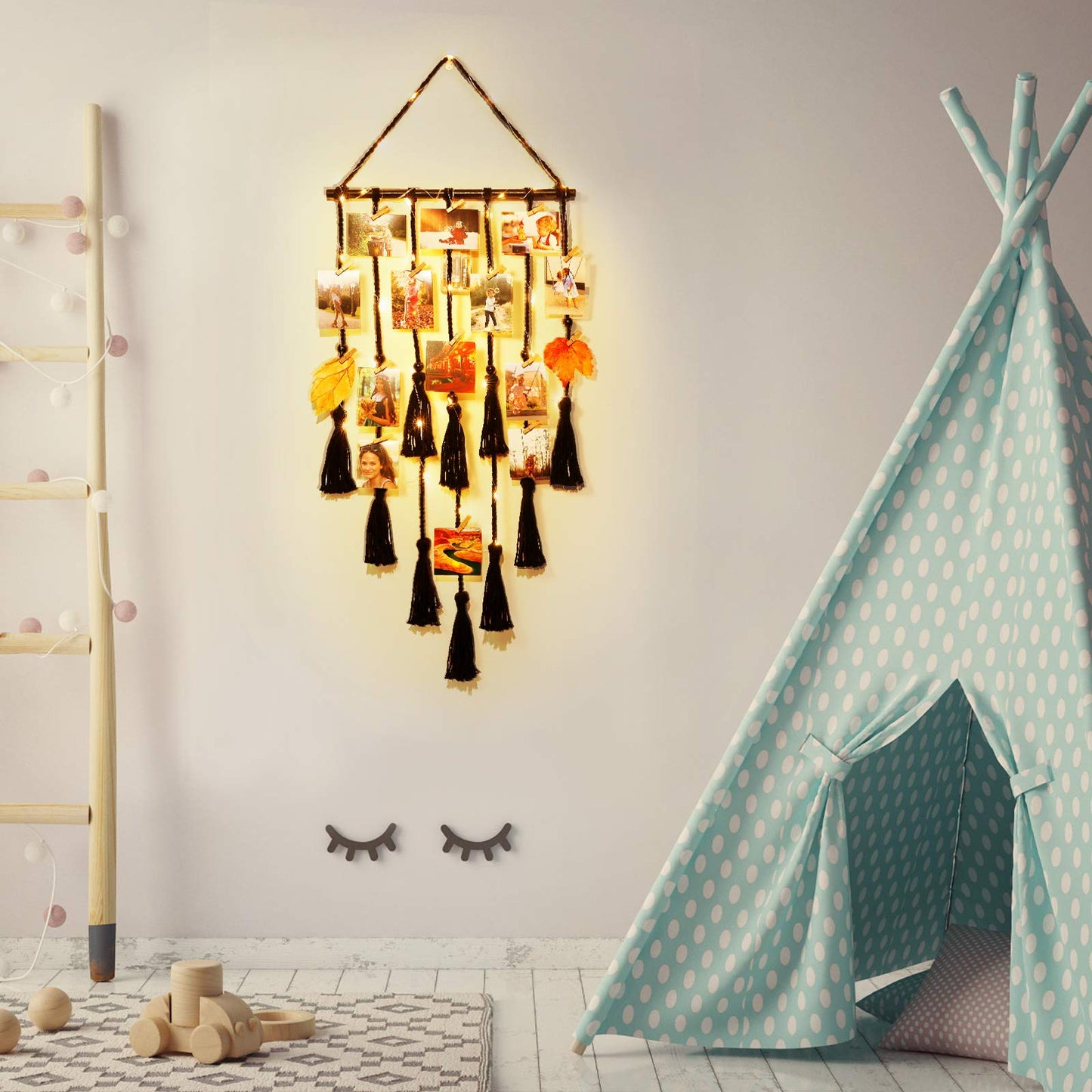 Homecor Hanging Photo Display – Boho Macrame Wall Decor with Lights & 30 Clips, Gift for Teen Girls