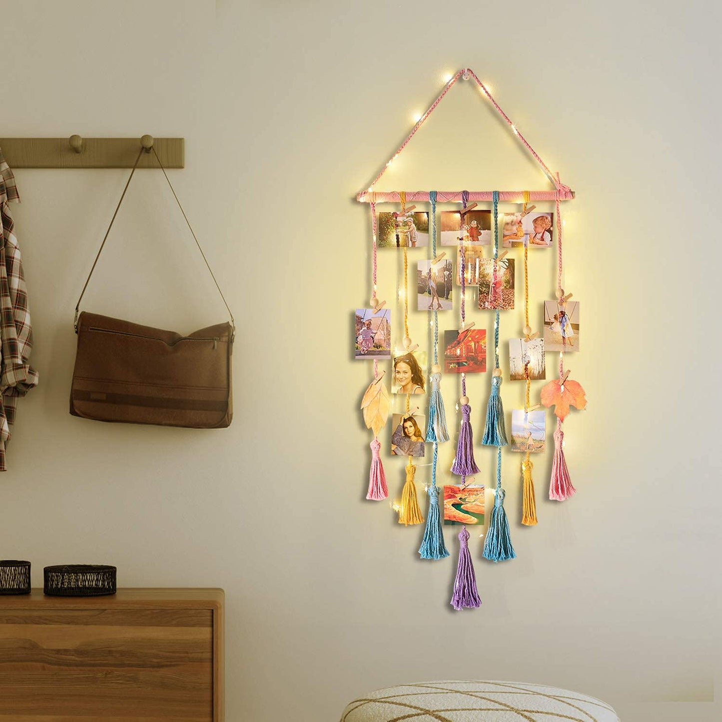 Homecor Hanging Photo Display – Boho Macrame Wall Decor with Lights & 30 Clips, Gift for Teen Girls