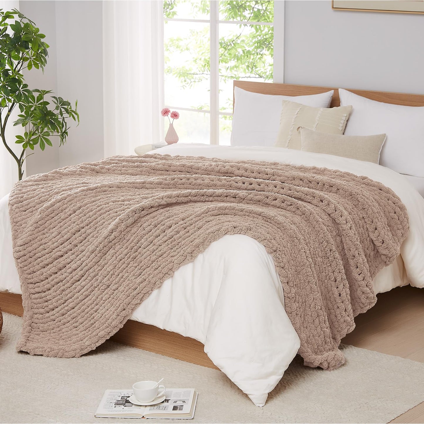 Handmade Chenille Chunky Knit Blanket – Ultra Soft & Stylish Throw