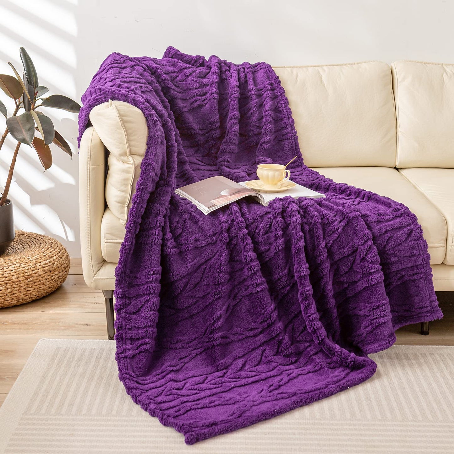 YUSOKI Sherpa Throw Blanket – Soft, Fuzzy & Warm 3D Plush for Couch, Bed & Sofa (Tan, 50"x65")