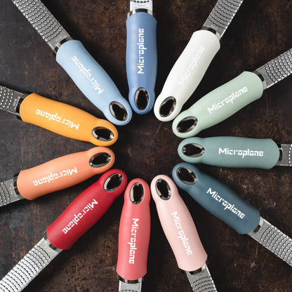 Microplane Premium Classic Zester Grater 46020 – Ultra-Sharp Stainless Steel, Black