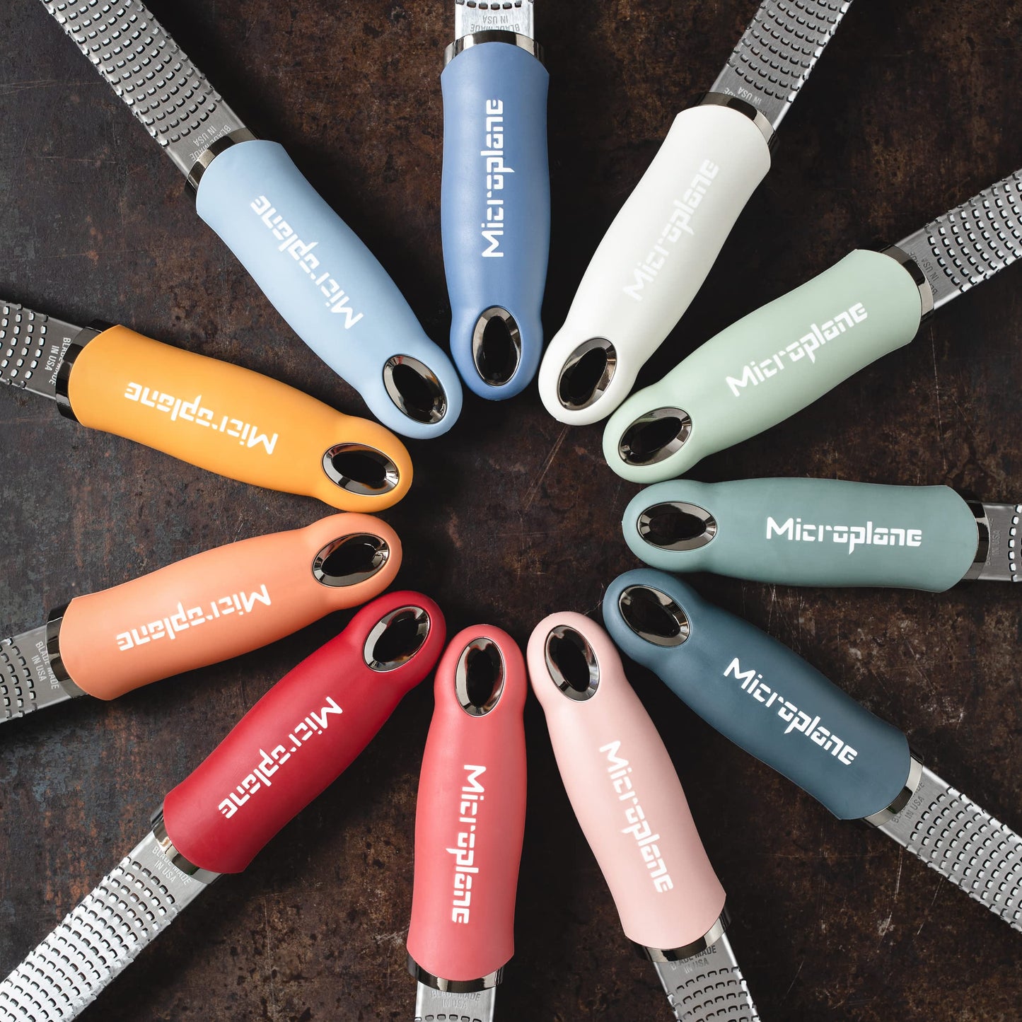 Microplane Premium Classic Zester Grater 46020 – Ultra-Sharp Stainless Steel, Black